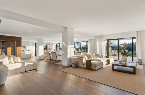 Villa de golf de première ligne à Los Naranjos Golf Club à vendre