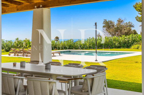 Villa con vistas al mar en El Rosario, Marbella en venta