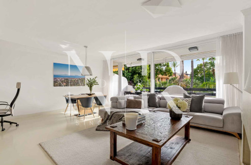Maison mitoyenne dans la résidence La Meridiana avec vue sur La Concha, Marbella, à vendre