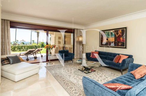 Apartment with sea views in Costalita del Mar, Estepona, for sale