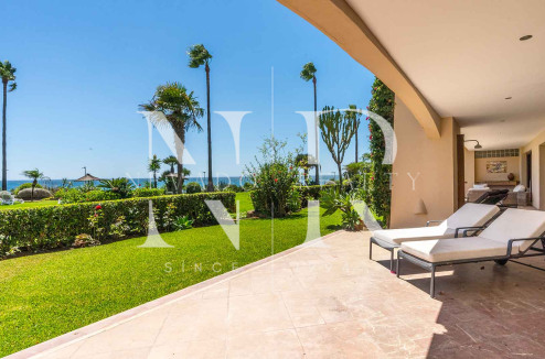 Apartment with sea views in Costalita del Mar, Estepona, for sale
