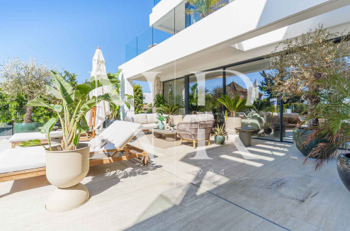 Villa en venta en Marbesa, Marbella