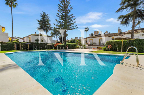 Townhouse in El Campanario, Estepona for sale