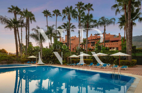 Maison mitoyenne à vendre à Altos de Puente Romano, Marbella