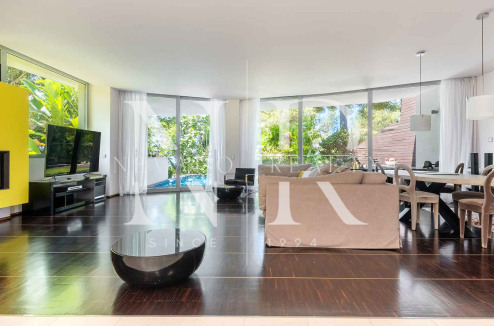 Villa pareada en venta en Meisho Hills, Marbella