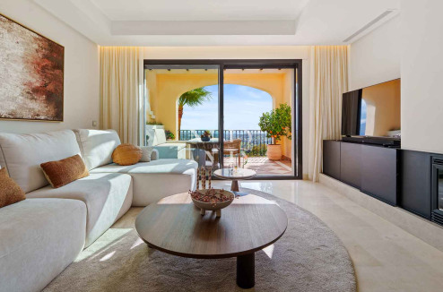 Ático con vistas al mar en La Quinta, Benahavís en venta
