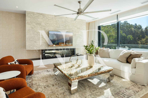 Villa moderna en Nueva Andalucía en venta