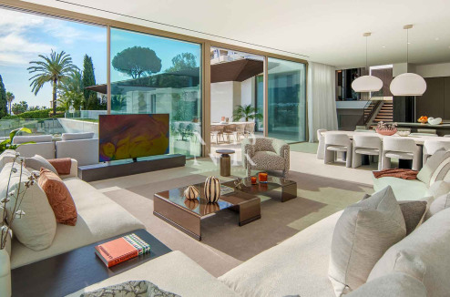 Villa avec vues panoramiques à Nueva Andalucía à vendre