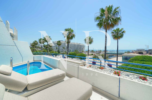 Apartamento con vistas al mar en Marbella House