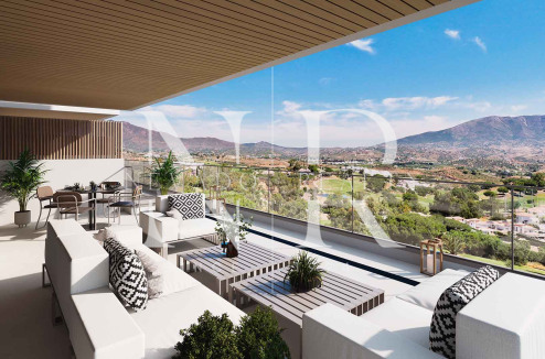 Ático en La Cala Golf Mijas con vistas panorámicas y solárium en venta