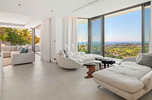 Villa en el Rosario con vista al mar en venta