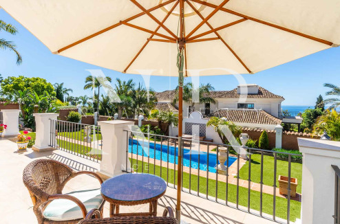 Villa in Sierra Blanca with sea views for sale