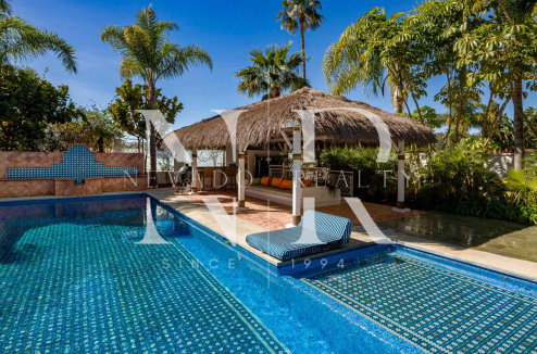 Villa en Aloha, Nueva Andalucía, en venta