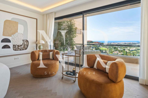 Penthouse avec vue sur la mer à vendre à Nueva Andalucía