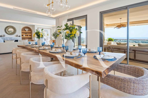 Penthouse avec vue sur la mer à vendre à Nueva Andalucía