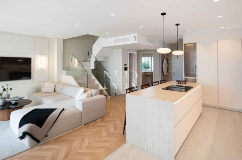 Maison mitoyenne avec vue sur la mer à Altos de Salamanca, Marbella Golden Mile à vendre