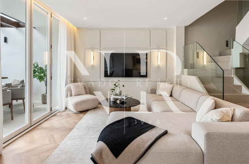 Maison mitoyenne avec vue sur la mer à Altos de Salamanca, Marbella Golden Mile à vendre