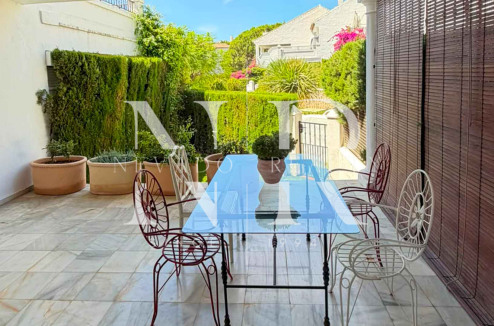 Semi-detached house in the Montepiedra Milla de Oro residential complex, available for long-term rent
