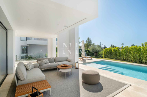 Villa en El Paraíso de diseño en venta