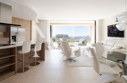 Appartement à vendre dans le lotissement Real de la Quinta avec vue panoramique sur la mer