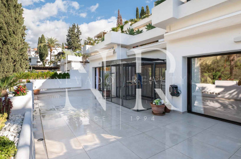 Apartamento en la Milla de Oro con amplia terraza en venta