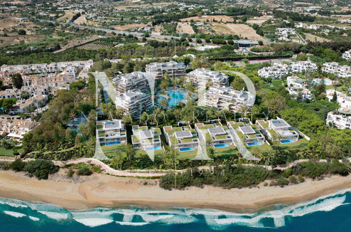 Villa en première ligne de plage à Estepona à vendre