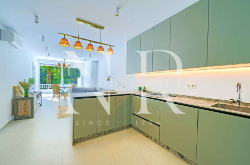 Apartment on the Golden Mile, fully renovated, second line from the beach, available for short-term rental