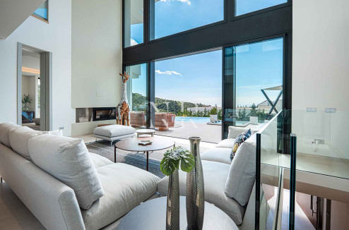 Villa en Lomas de la Quinta de nueva construcción en venta