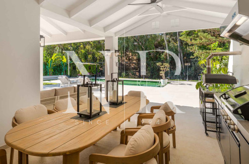 Completely renovated villa for sale in the La Cerquilla residential area