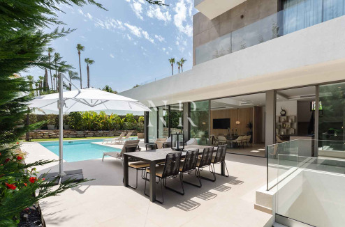 Villa neuve à vendre dans le quartier résidentiel de La Cerquilla