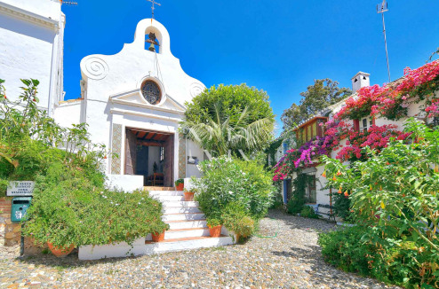 Townhouse for sale in La Virginia Urbanization