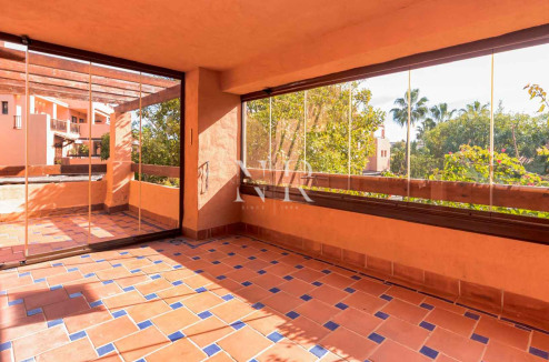 Appartement en bord de mer à Hacienda del Sol, Estepona, à vendre
