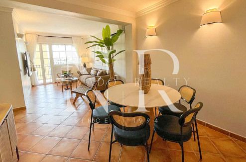 Renovated apartment on Ricardo Soriano with sea views for short-term rental.