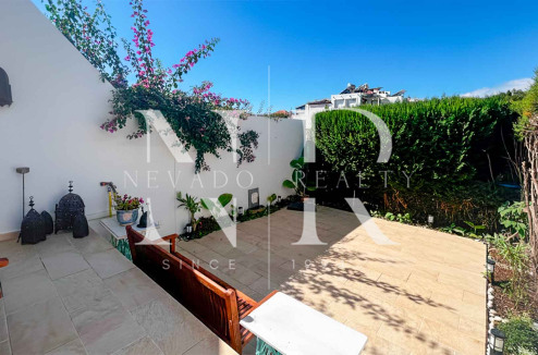 Maison mitoyenne à vendre dans le lotissement Jardines de Marbería