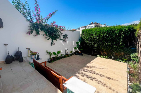 Maison mitoyenne à vendre dans le lotissement Jardines de Marbería