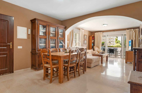 Apartment in Nueva Andalucía for sale