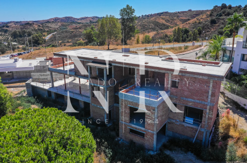 VILLA EN PRIMERA LINEA DE GOLF EN FASE DE  CONSTRUCCION EN LA CALA GOLF RESORT- MIJAS COSTA