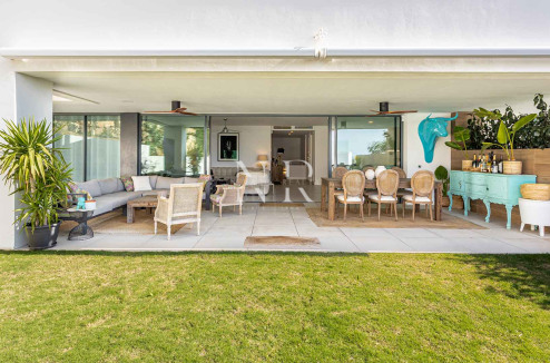 Pareada en Urbanización Artola Homes con piscina privada en venta