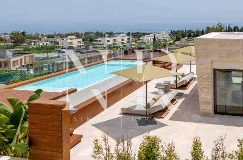 Penthouse in the Epic by Fendi development with private pool for sale