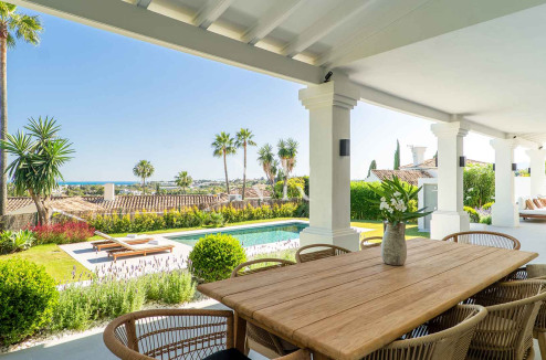 Villa à Los Naranjos Golf avec vue sur la mer à vendre