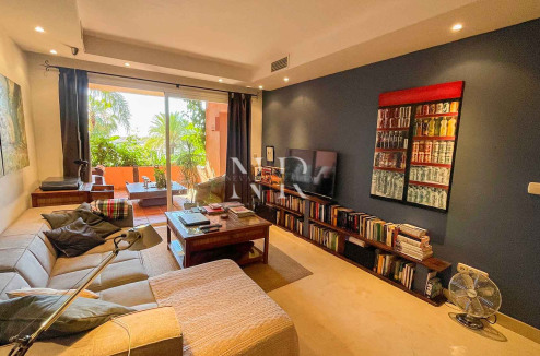 Apartment on the Golden Mile for short term rental.