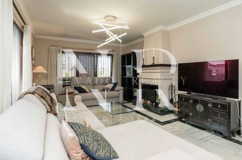 Villa with pool in Bahía de Marbella for long-term rental