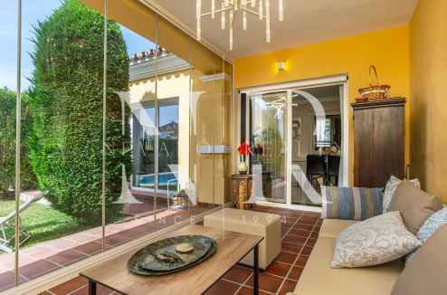 Villa with pool in Bahía de Marbella for long-term rental