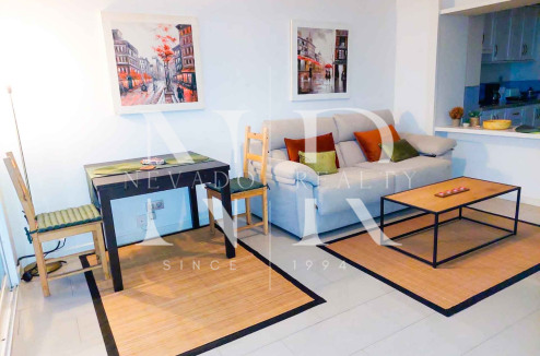 Bonito apartamento situado en un complejo de segunda linea de playa