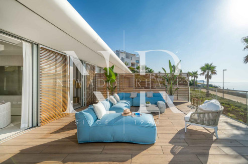 Beachfront apartments in Estepona