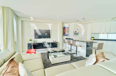 Ático en Urbanización Marbella House con vistas al mar en alquiler de corta temporada
