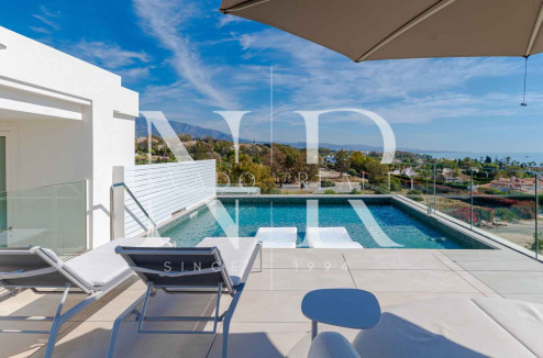 Penthouse à Golden Mile avec vue sur la mer à vendre