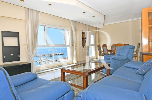 Apartment in La Zambomba on the beachfront in Marbella centre for sale