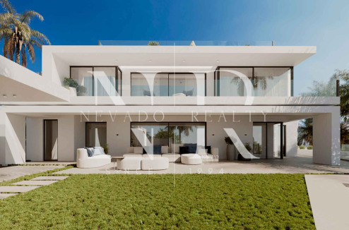 Villa nouvellement construite à Cascada de Camoján à vendre