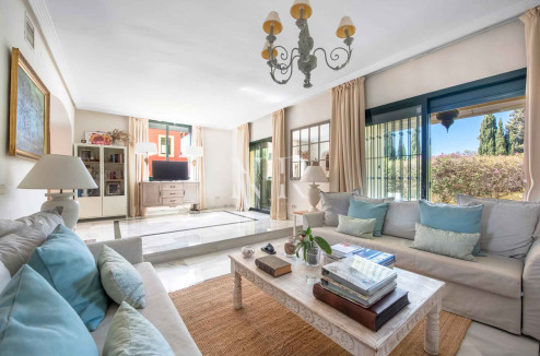 Townhouse for sale in El Tomillar, Nagüeles